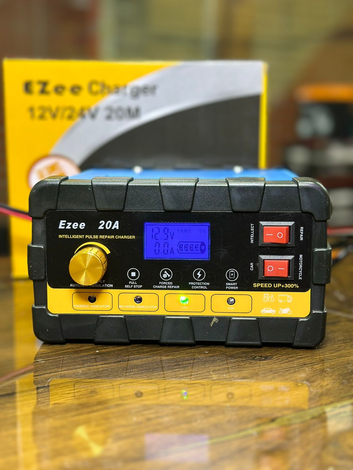 EZEE20A 12V / 24V 20A Variable Automatic Pulse Repair Battery Charger – Smart Charger for All Batteries